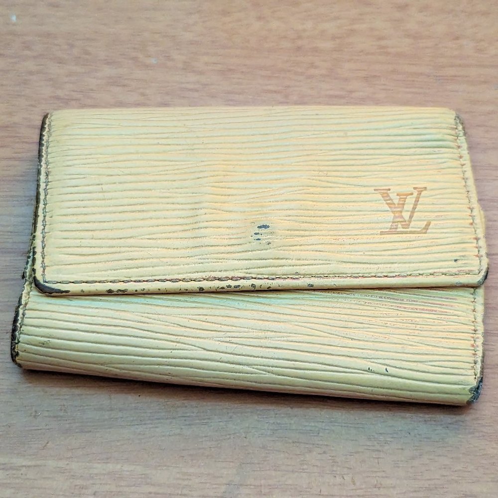 Louis Vuitton Epi Key Holder/Wallet #1664***